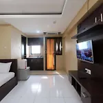 Modern Look Studio At Kebagusan City Apartment By Travelio